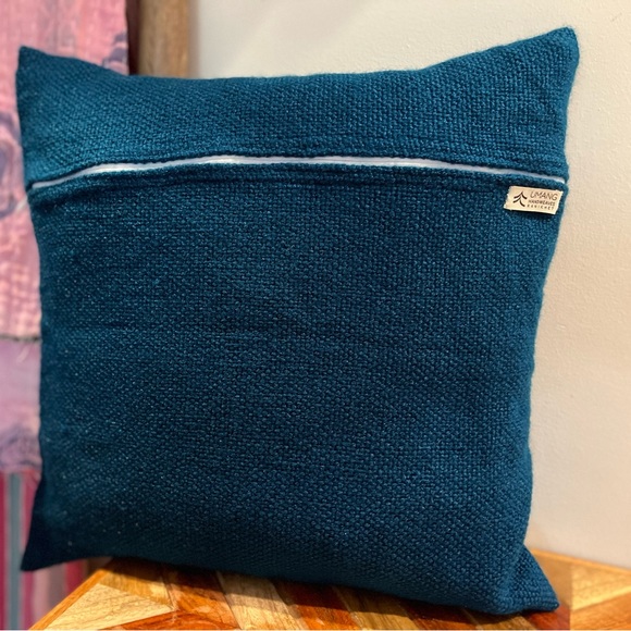 UMANG Handweaves Ranikhet Accent pilllow - Picture 7 of 10